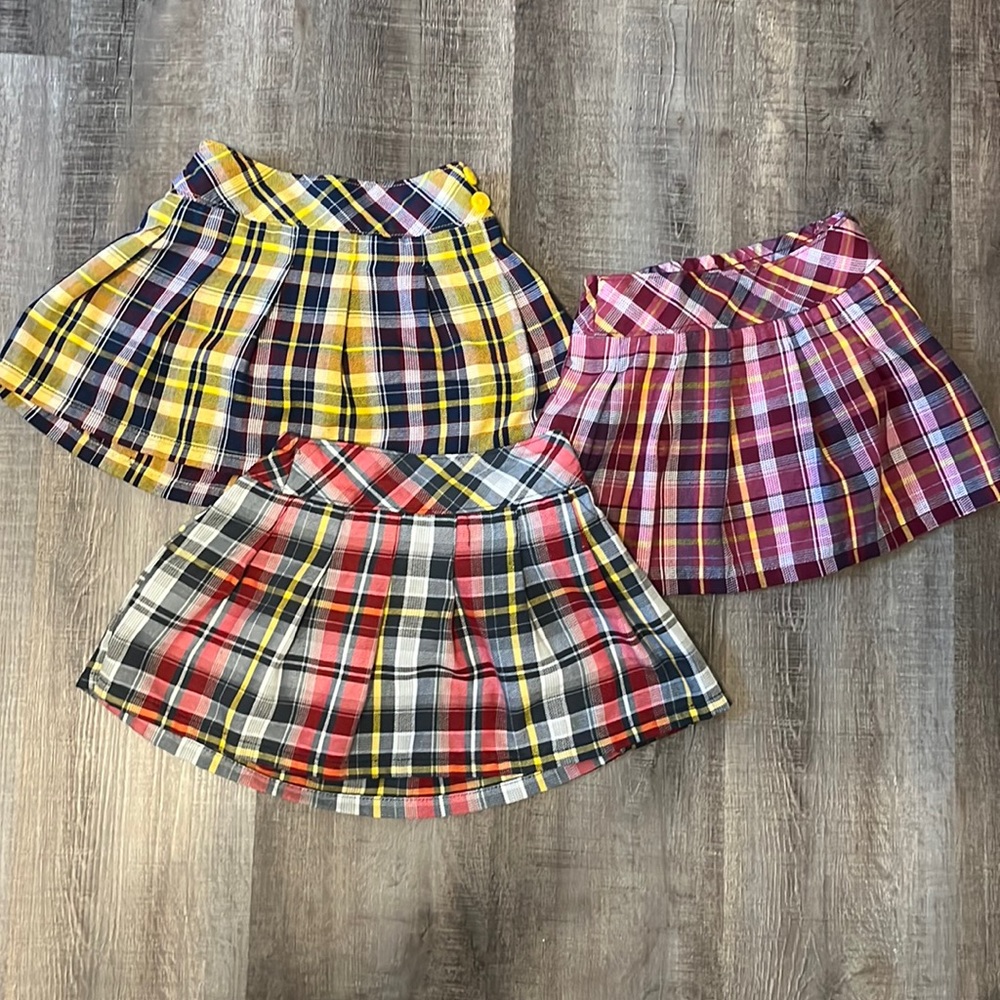 3 plaid skirts with shorts under 3t girls